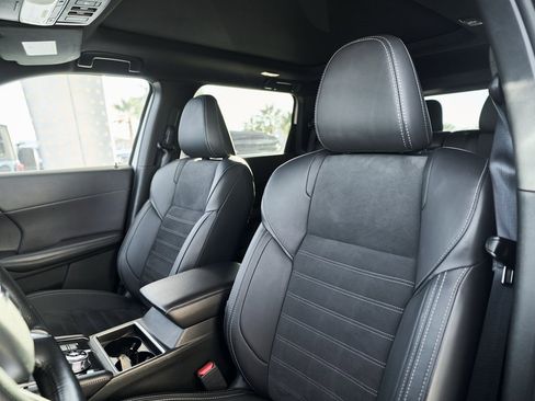 Used 2024 Mitsubishi Outlander Ralliart image 32