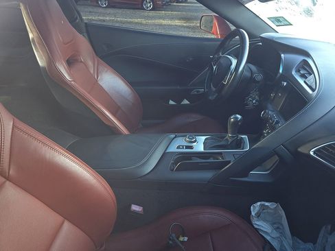 Used 2014 Chevrolet Corvette Stingray Coupe image 5