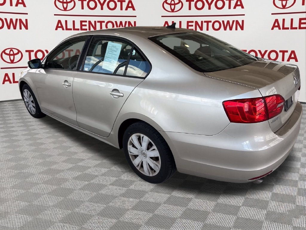 Used 2014 Volkswagen Jetta SE FWD image 12