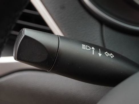 Used 2021 Jeep Cherokee Latitude Lux image 30