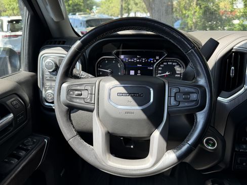 Used 2022 GMC Sierra 3500 Denali AWD/4WD image 33