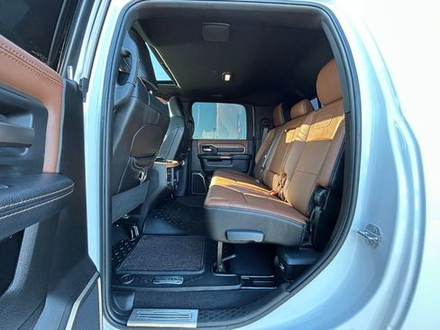 Used 2019 RAM 2500 Limited image 14