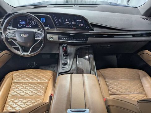 Used 2021 Cadillac Escalade ESV Premium Luxury AWD/4WD image 6
