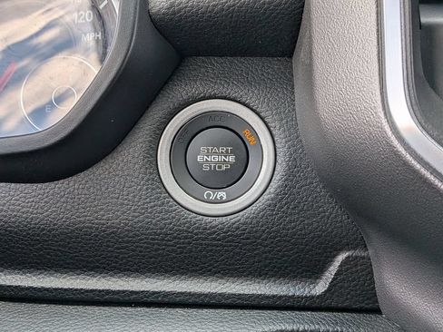 Used 2022 RAM 1500 Big Horn AWD/4WD image 28