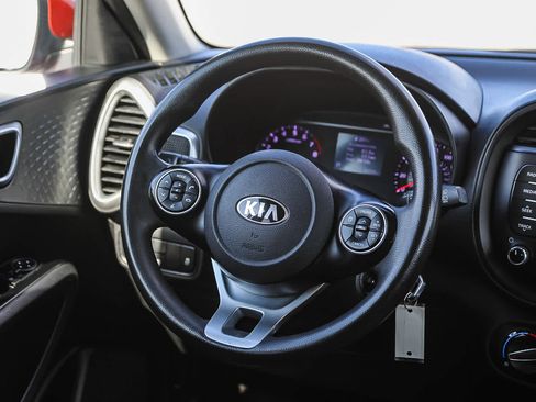 Used 2020 Kia Soul S image 15