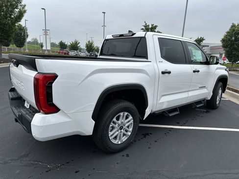 Used 2024 Toyota Tundra SR5 w/ SR5 Convenience Package AWD/4WD image 6