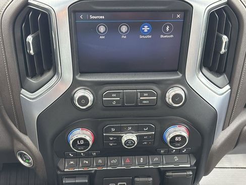 Used 2020 GMC Sierra 1500 SLT w/ SLT Premium Plus Package AWD/4WD image 31