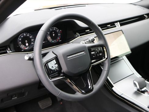 Used 2026 Land Rover Range Rover Evoque S AWD/4WD image 20