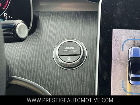 Used 2023 Mercedes-Benz C 300 4MATIC Sedan image 29