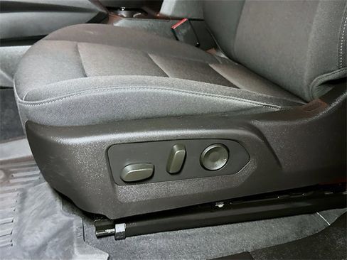 Used 2024 Chevrolet Colorado Trail Boss w/ Advanced Trailering Package image 14