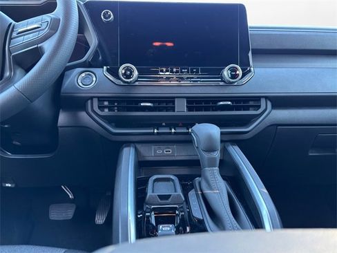 New 2025 Chevrolet Colorado W/T w/ WT Custom Package image 11