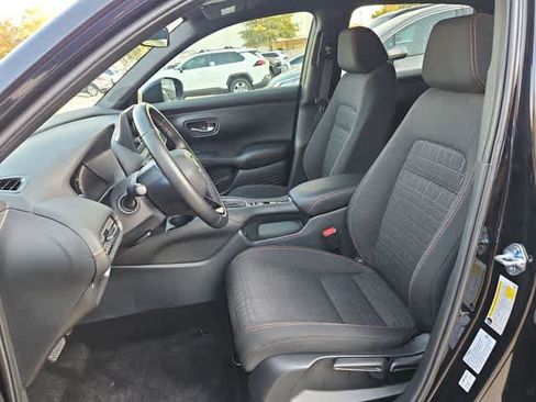 Used 2025 Honda HR-V Sport image 14