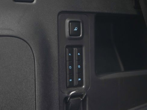 Used 2025 Ford Expedition Platinum AWD/4WD image 18
