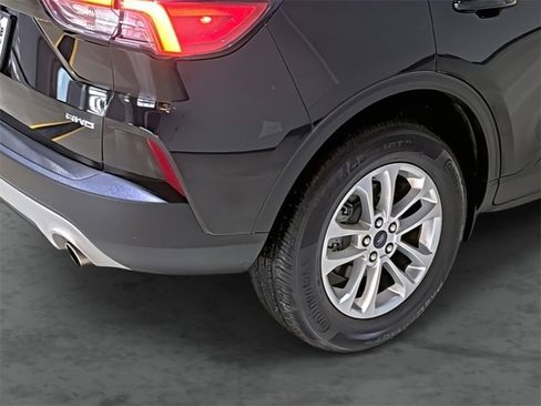 Used 2022 Ford Escape SE w/ Convenience Package image 12