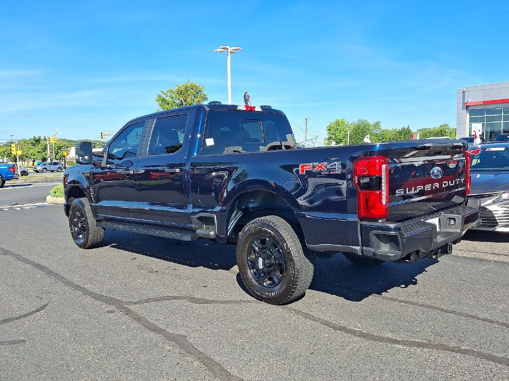 Used 2025 Ford F250 XL w/ STX Appearance Package AWD/4WD image 4