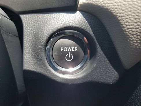 Used 2024 Toyota RAV4 XLE AWD/4WD image 23