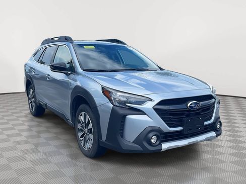 Used 2024 Subaru Outback Limited AWD/4WD image 4