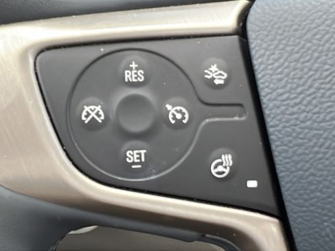 Used 2024 GMC Terrain Denali w/ Denali Premium Package AWD/4WD image 24