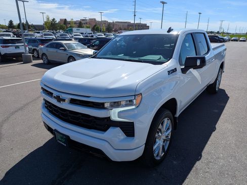 Certified 2025 Chevrolet Silverado 1500 RST AWD/4WD image 7