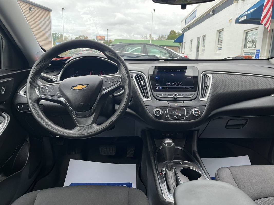 Used 2019 Chevrolet Malibu LS w/ Driver Confidence Package II FWD image 6