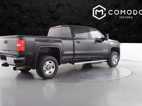 Used 2019 GMC Sierra 2500 4x4 Crew Cab image 3