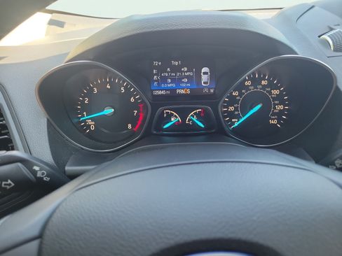 Used 2019 Ford Escape SEL AWD/4WD image 30