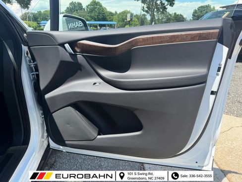 Used 2020 Tesla Model X AWD/4WD image 21