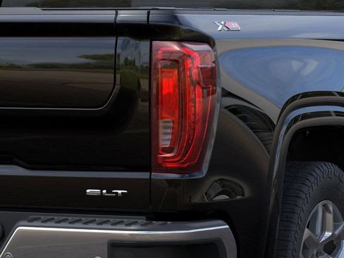 New 2026 GMC Sierra 1500 SLT w/ SLT Premium Plus Package AWD/4WD image 11