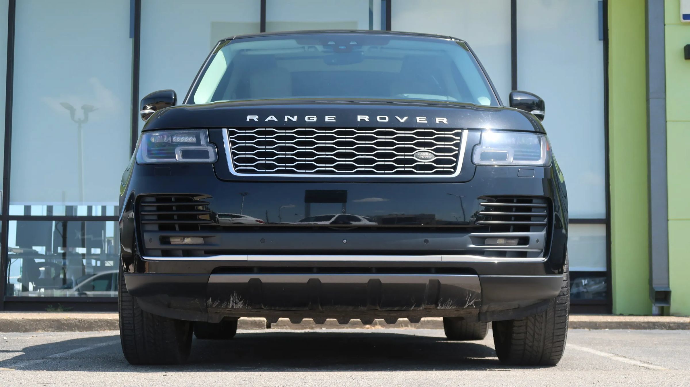 Used 2018 Land Rover Range Rover HSE AWD/4WD image 3