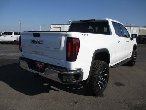 Used 2026 GMC Sierra 1500 SLT w/ SLT Convenience Package image 5
