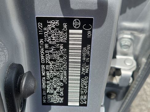 Certified 2022 Toyota Prius LE image 28