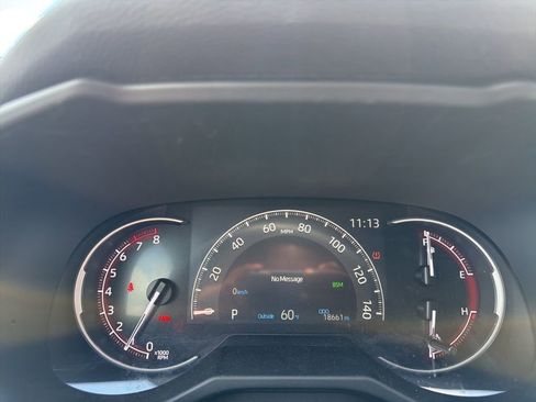 Used 2025 Toyota RAV4 XLE w/ Convenience Package image 10