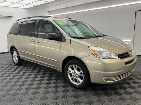 Used 2005 Toyota Sienna LE AWD/4WD image 3