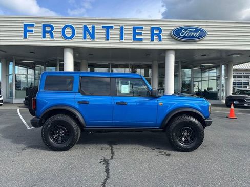 New 2026 Ford Bronco Badlands image 1