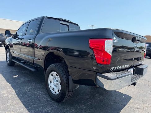 Used 2017 Nissan Titan SV AWD/4WD image 15
