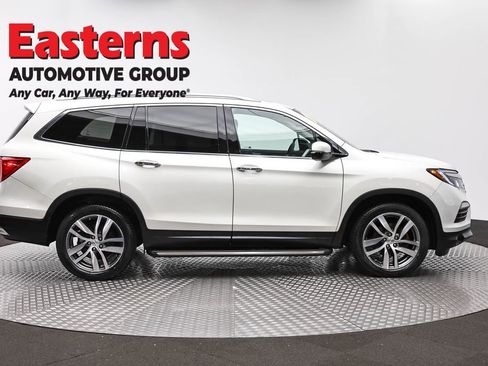 Used 2017 Honda Pilot Elite image 4