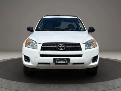 Used 2009 Toyota RAV4 2WD image 2