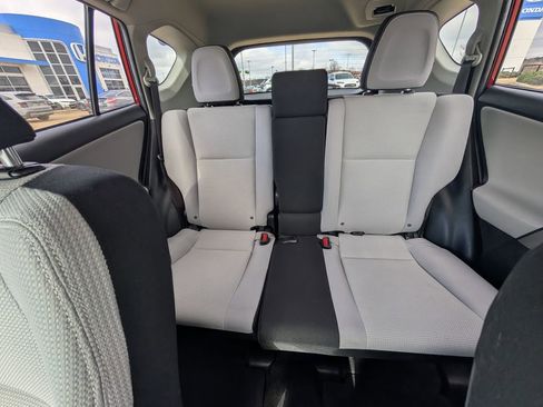 Used 2017 Toyota RAV4 XLE image 12