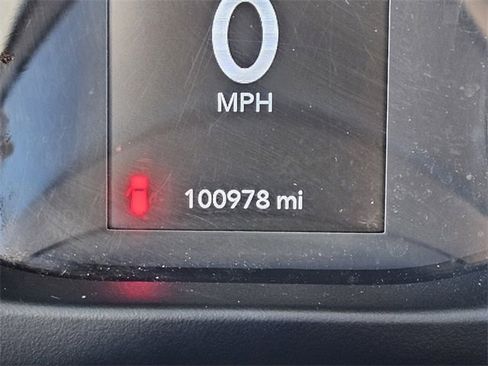 Used 2019 Jeep Wrangler Unlimited Sport S image 28