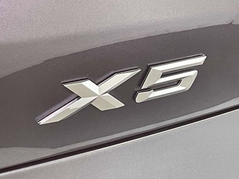 Used 2020 BMW X5 xDrive50i AWD/4WD image 10