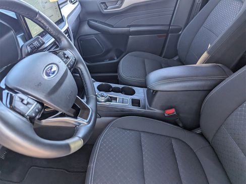 Certified 2024 Ford Escape Active w/ Tech Pack #1 image 27