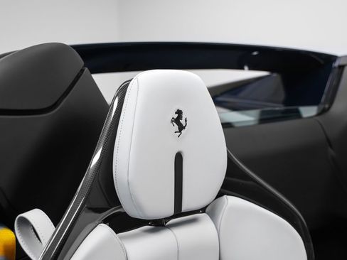 Used 2025 Ferrari 296 GTS image 22