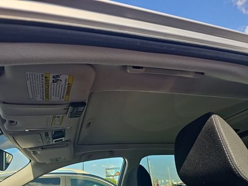 Used 2018 Subaru Forester 2.5i Premium w/ All-Weather Package AWD/4WD image 6