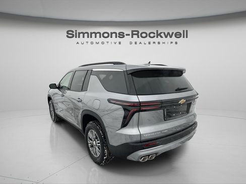 New 2026 Chevrolet Traverse LT image 5