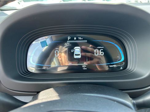 New 2026 Hyundai Venue SEL FWD image 17