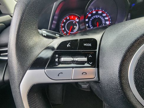 Used 2021 Hyundai Elantra SEL image 30