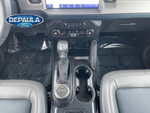 Used 2024 Ford Bronco Outer Banks image 14
