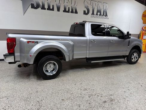 Used 2021 Ford F350 Lariat w/ Lariat Value Package AWD/4WD image 33