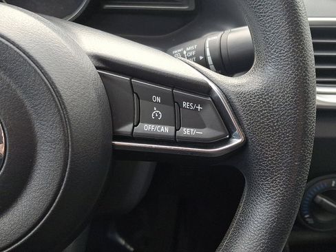 Used 2017 MAZDA MAZDA3 Sport image 21