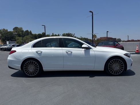 Used 2026 Mercedes-Benz C 300 Sedan image 4